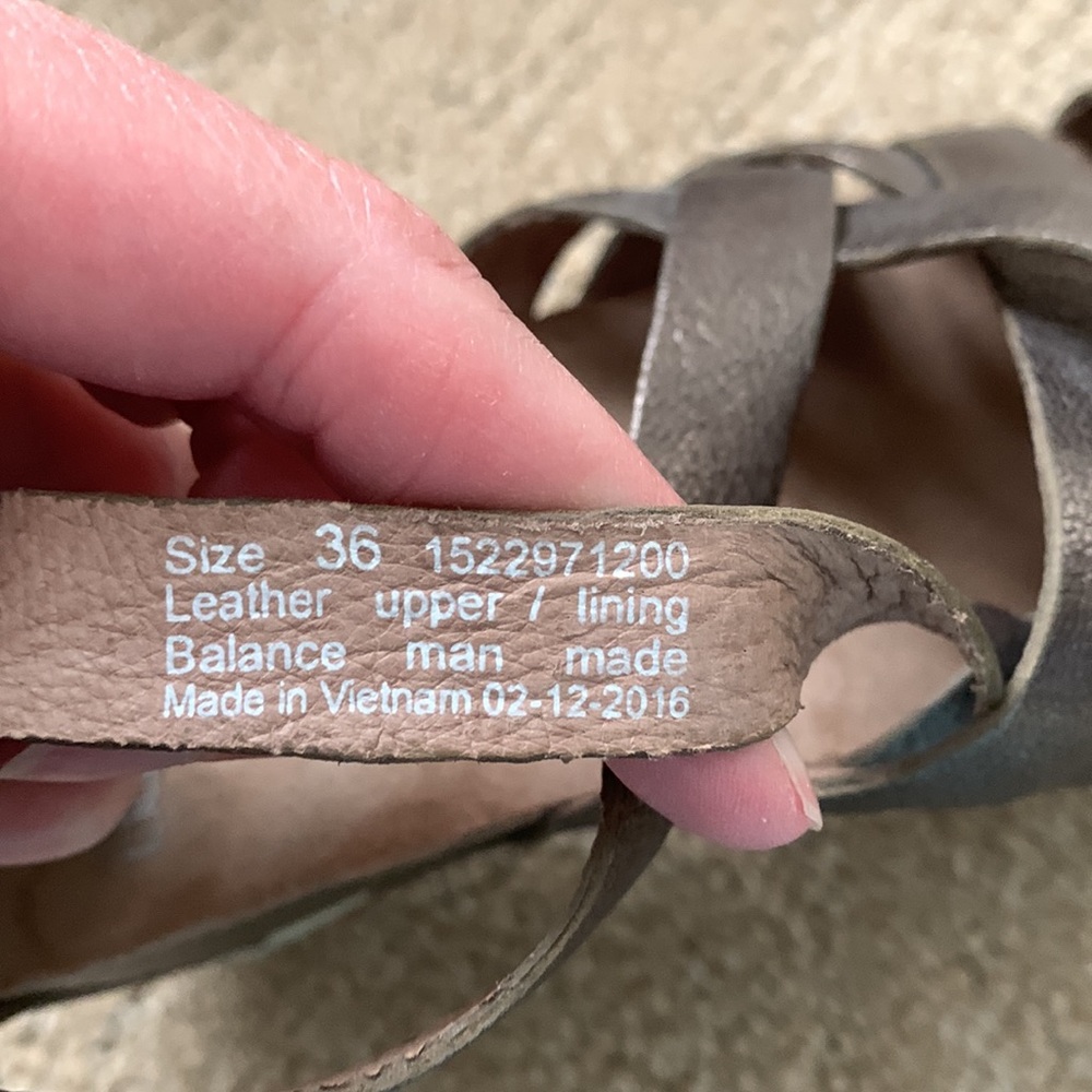 Dansko Sandals- 36 - Picture 7 of 7